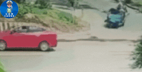 b70d7cab4421540166e6.gif
